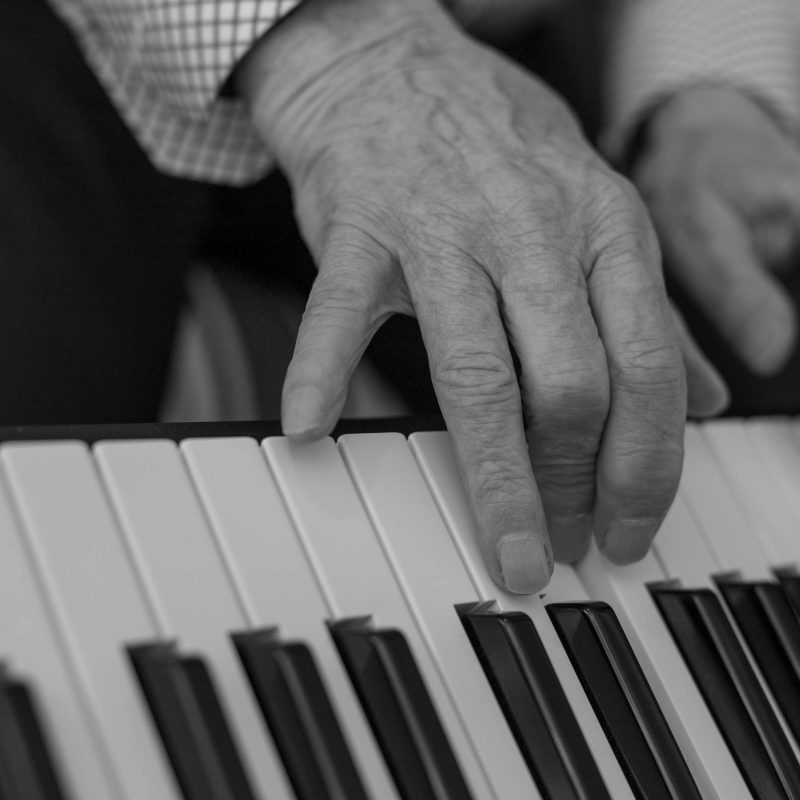 Benefits of Music Therapy for Seniors