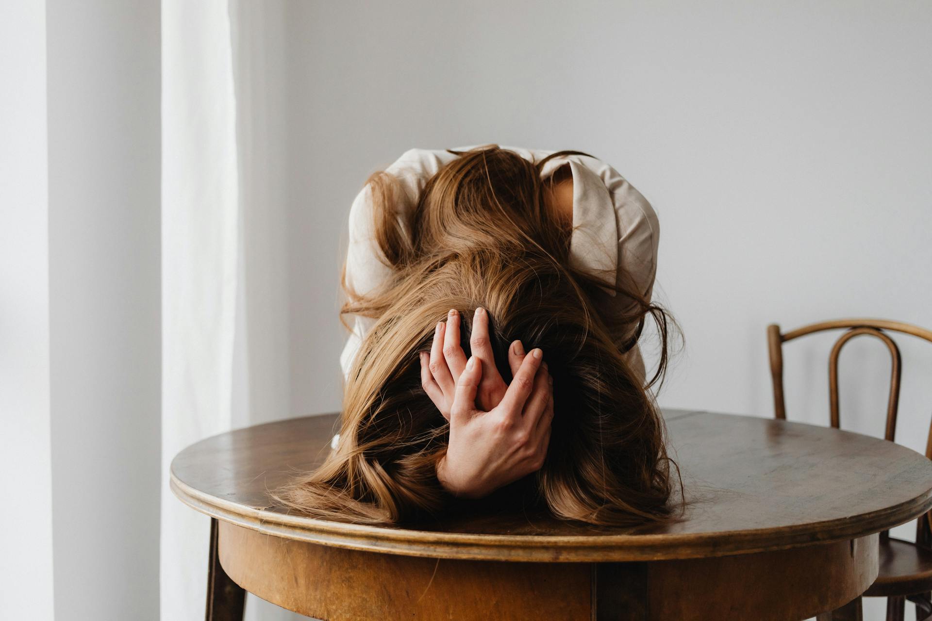 What Is Bibliotherapy in Psychology? Healing Through Books