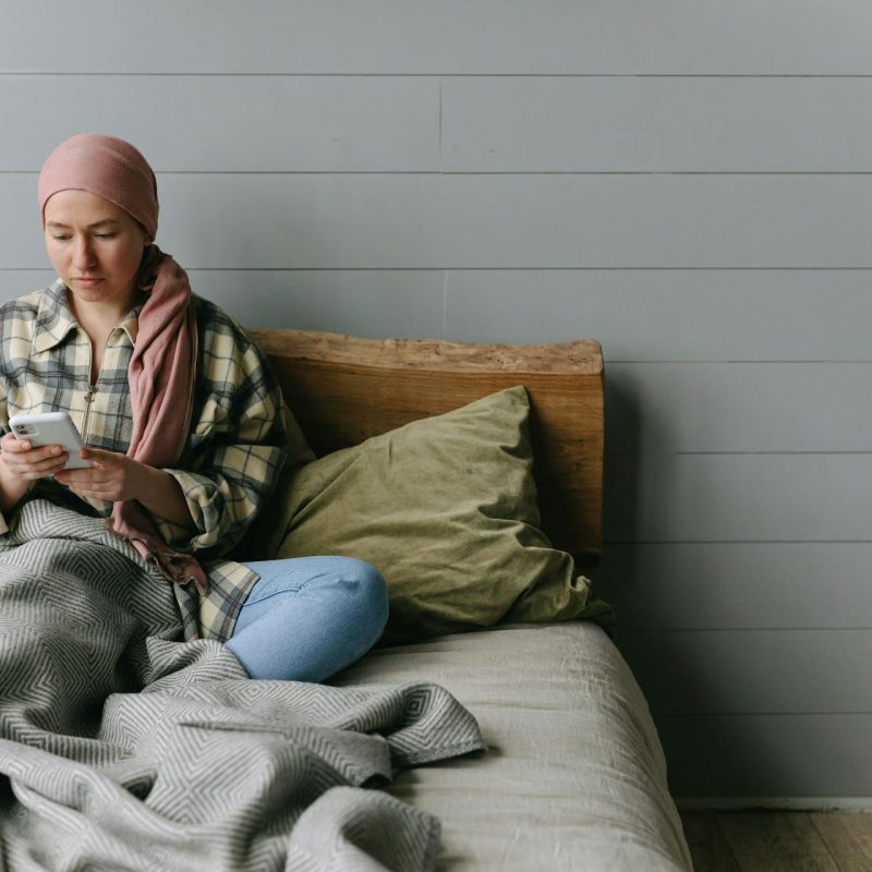 Advantages and Disadvantages of Online Therapy